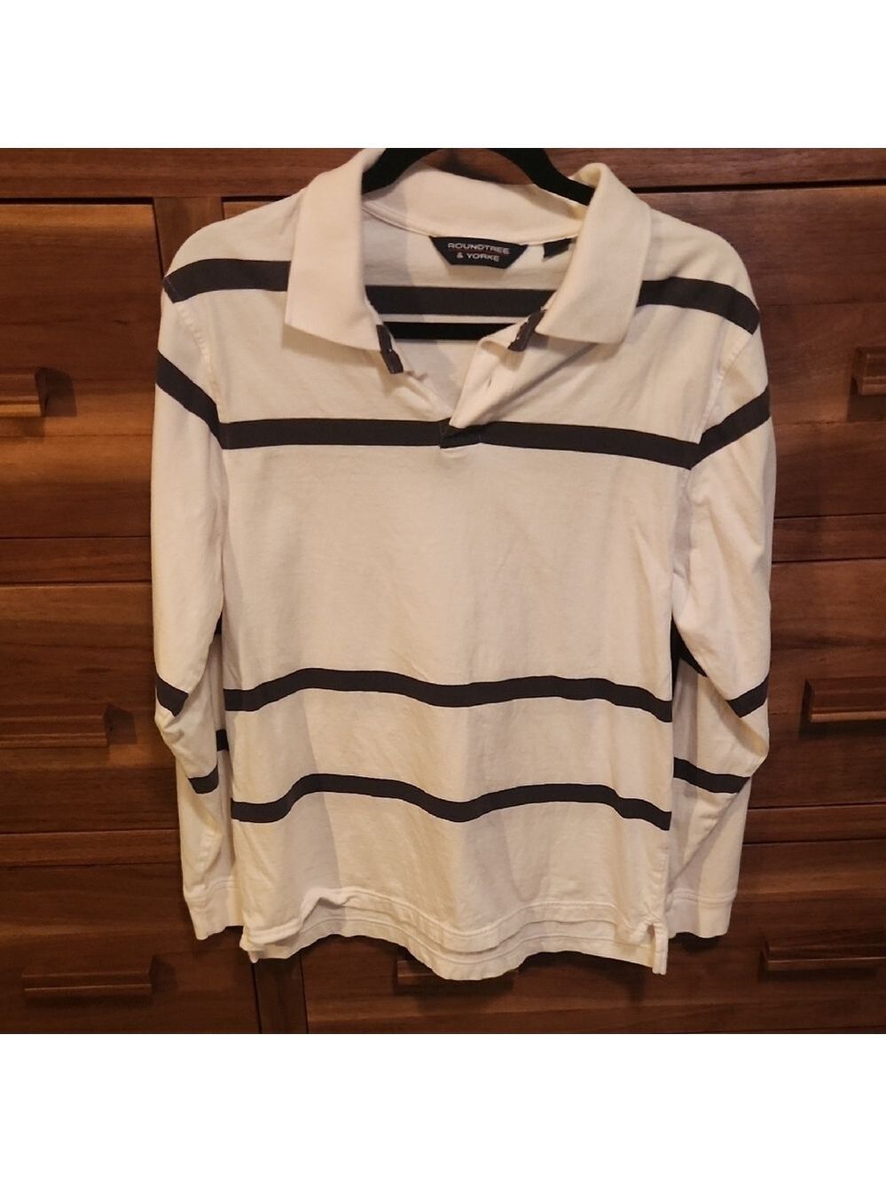 Roundtree & Yorke White Polo with Dark Stripes Preppy Casual